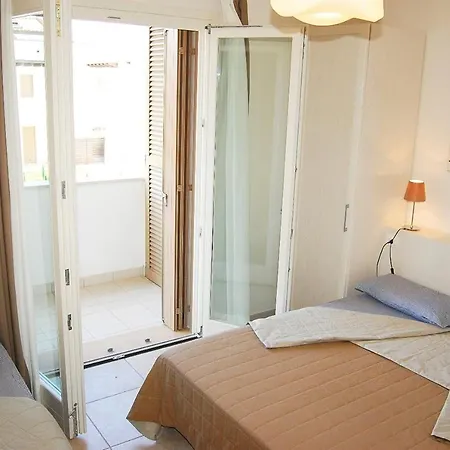With Swimming Pool And Garden - Beahost * Bibione